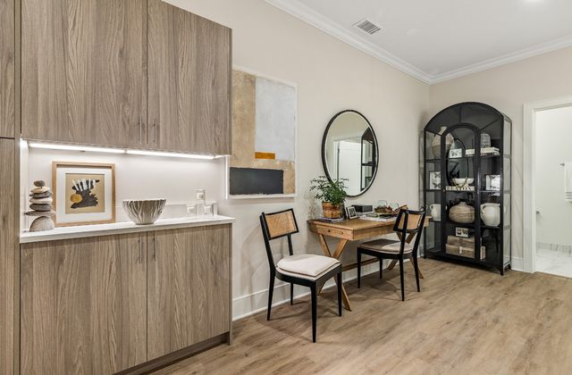 835 Lake Street 511, Oak Park, IL 60301
