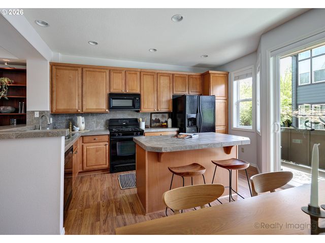 1132 Se LINN St, Portland, OR 97202