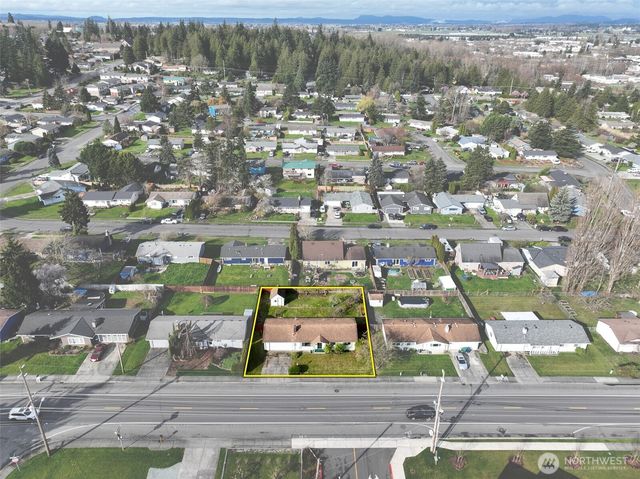 1031 N Laventure Road, Mount Vernon, WA 98273