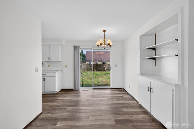 1031 N Laventure Road, Mount Vernon, WA 98273