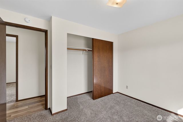 1031 N Laventure Road, Mount Vernon, WA 98273