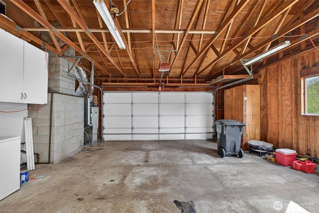 1031 N Laventure Road, Mount Vernon, WA 98273