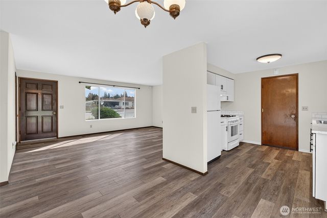 1031 N Laventure Road, Mount Vernon, WA 98273