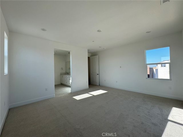114 Seep, Irvine, CA 92618