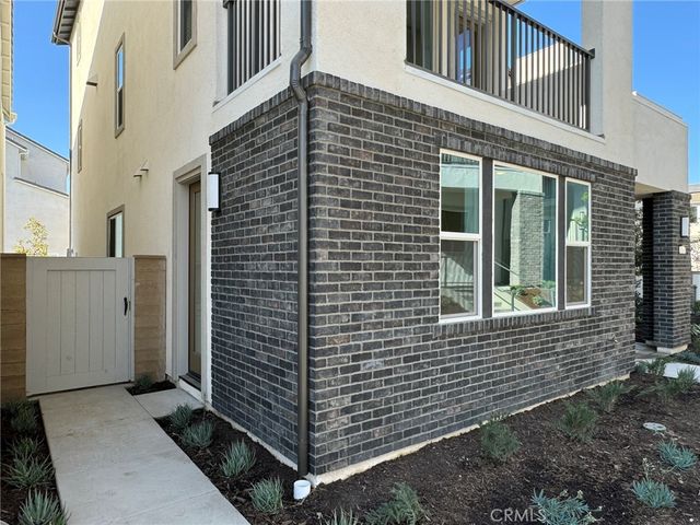 114 Seep, Irvine, CA 92618