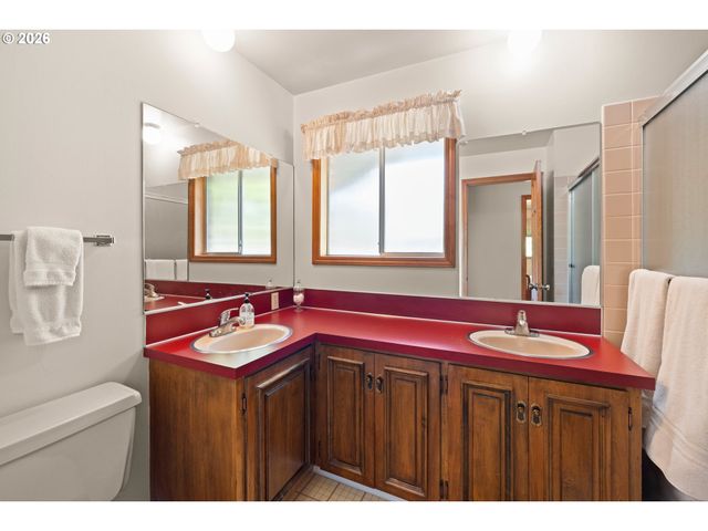 3100 Ne JACKSON SCHOOL Rd, Hillsboro, OR 97124