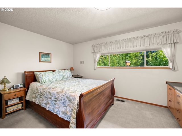 3100 Ne JACKSON SCHOOL Rd, Hillsboro, OR 97124