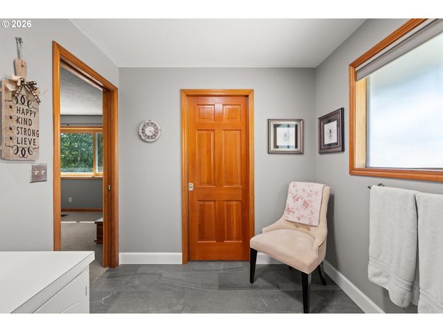 3100 Ne JACKSON SCHOOL Rd, Hillsboro, OR 97124