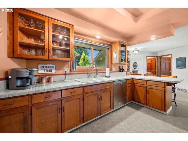 3100 Ne JACKSON SCHOOL Rd, Hillsboro, OR 97124