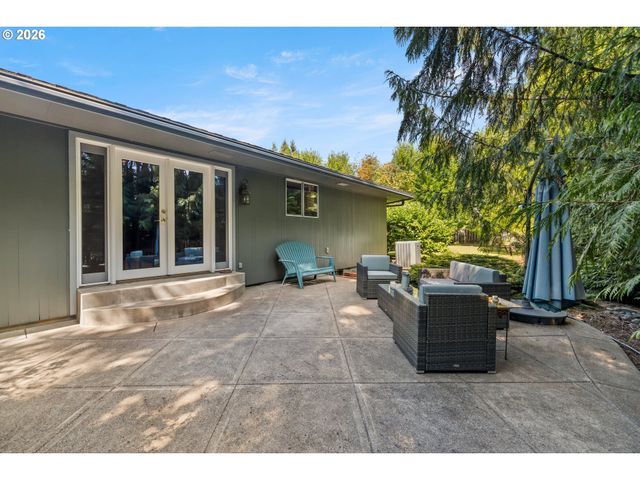 3100 Ne JACKSON SCHOOL Rd, Hillsboro, OR 97124