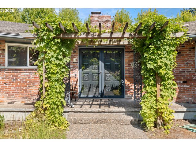 3100 Ne JACKSON SCHOOL Rd, Hillsboro, OR 97124