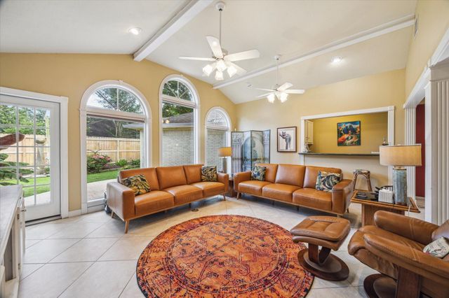 4114 Plumtree Lane, Seabrook, TX 77586