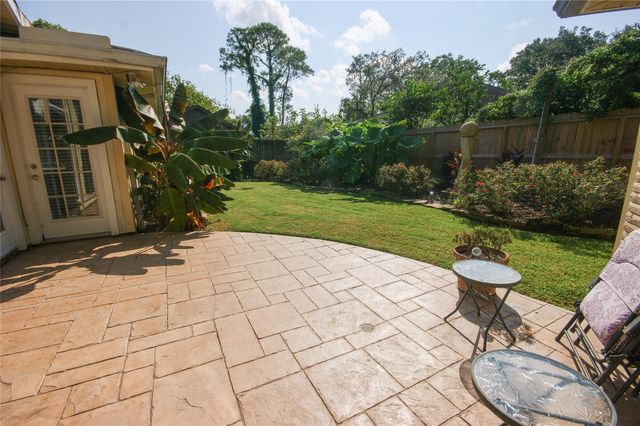 4114 Plumtree Lane, Seabrook, TX 77586