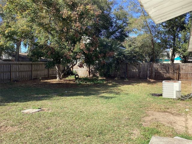 607 RIDGE PLACE, Tavares, FL 32778