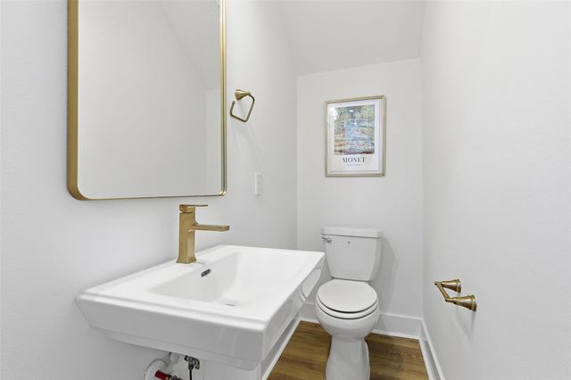 8916 Sunshine Laverne Lane, Houston, TX 77080