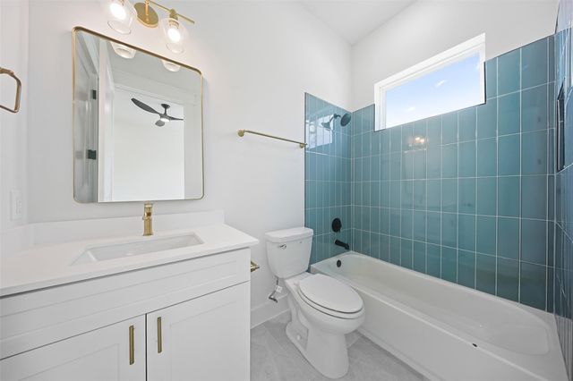 8916 Sunshine Laverne Lane, Houston, TX 77080