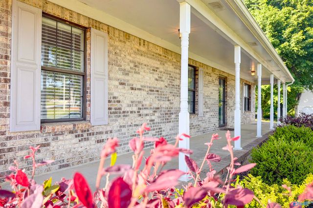 136 County Road 591, Trinity, AL 35673