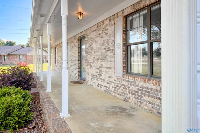 136 County Road 591, Trinity, AL 35673