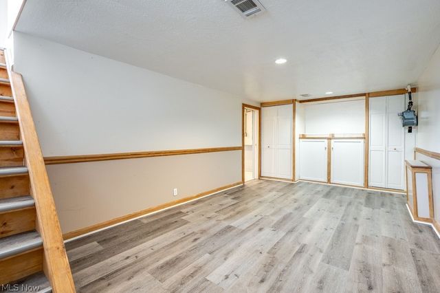 2411 16th Street, Cuyahoga Falls, OH 44223