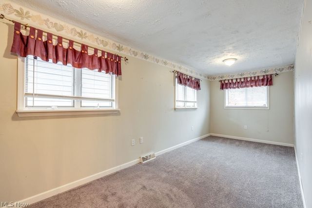 2411 16th Street, Cuyahoga Falls, OH 44223