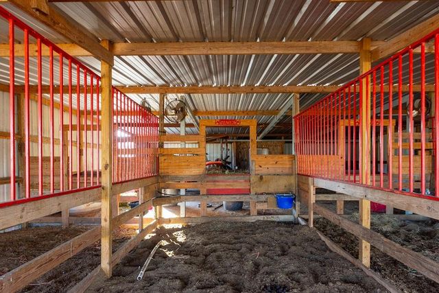 2827 Louis Road, Crosby, TX 77532
