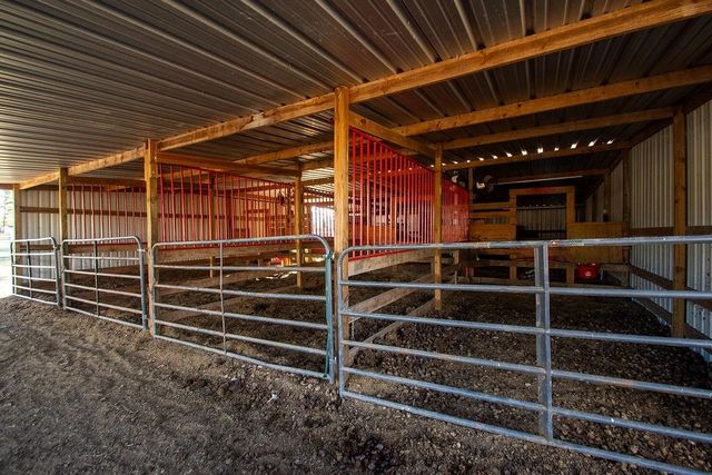 2827 Louis Road, Crosby, TX 77532