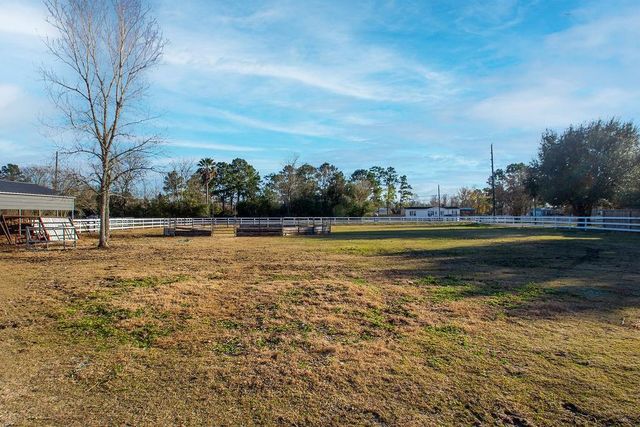 2827 Louis Road, Crosby, TX 77532