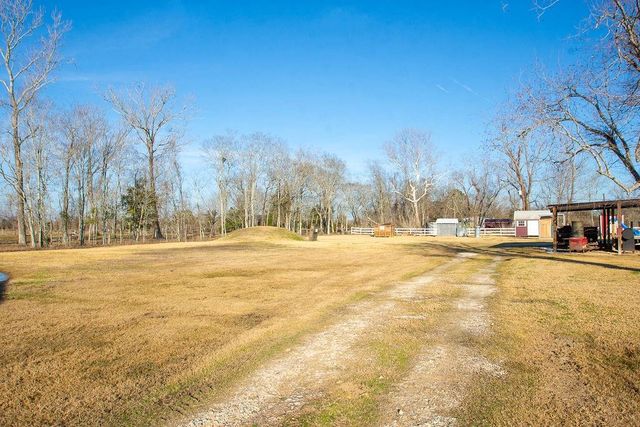 2827 Louis Road, Crosby, TX 77532