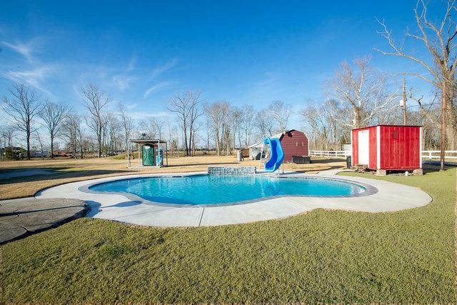 2827 Louis Road, Crosby, TX 77532