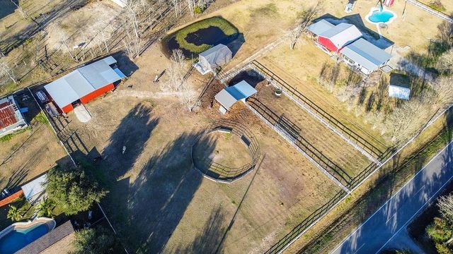 2827 Louis Road, Crosby, TX 77532