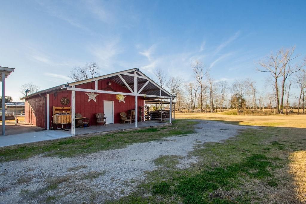 2827 Louis Road, Crosby, TX 77532