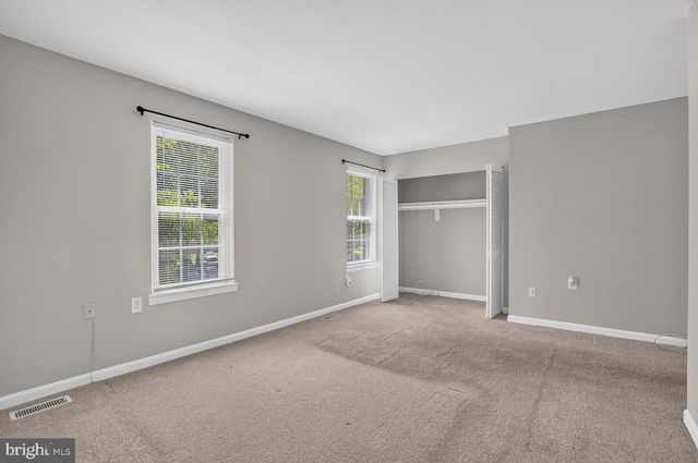 14083 FALLBROOK LN, Woodbridge, VA 22193