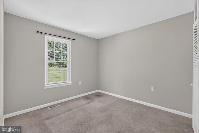 14083 FALLBROOK LN, Woodbridge, VA 22193