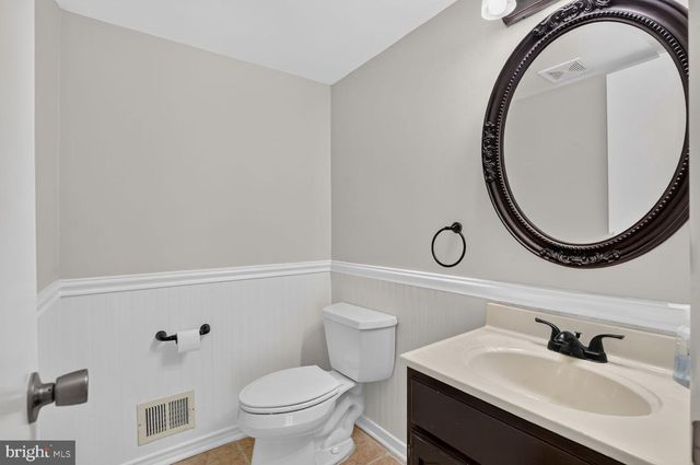 14083 FALLBROOK LN, Woodbridge, VA 22193