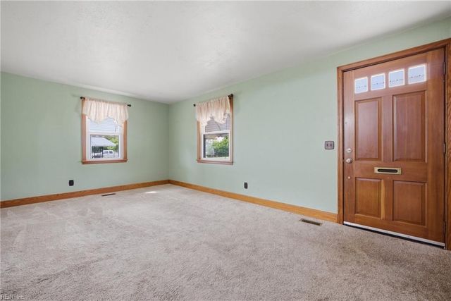 2422 Bruce ST, Norfolk, VA 23513