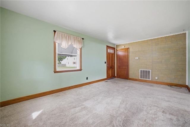 2422 Bruce ST, Norfolk, VA 23513