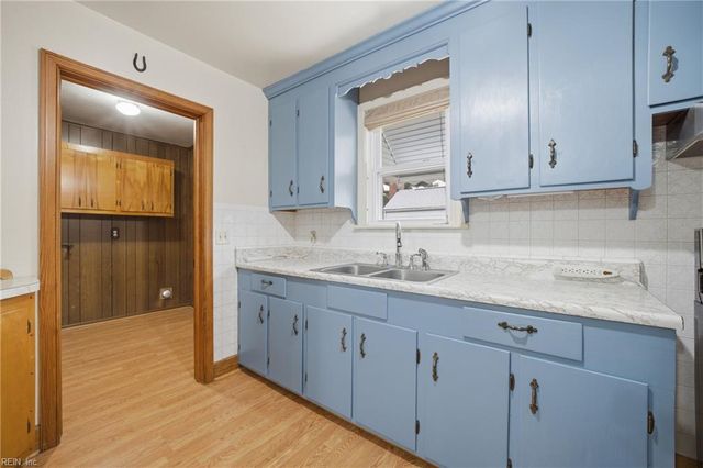 2422 Bruce ST, Norfolk, VA 23513