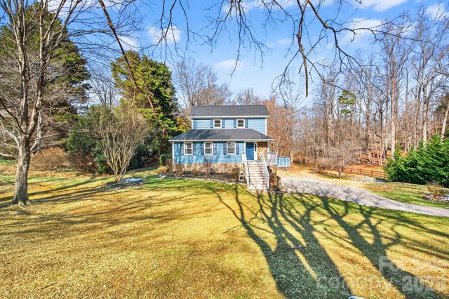 4711 Mountain Point Lane, Charlotte, NC 28216