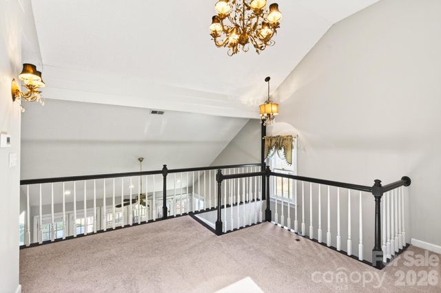 4711 Mountain Point Lane, Charlotte, NC 28216