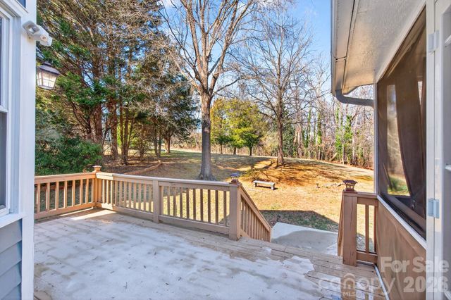 4711 Mountain Point Lane, Charlotte, NC 28216