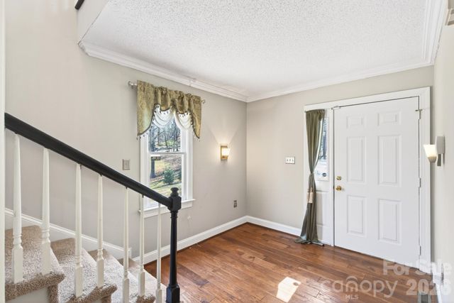 4711 Mountain Point Lane, Charlotte, NC 28216