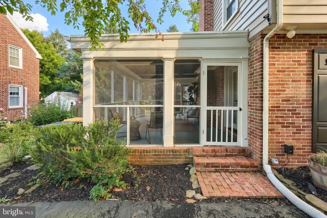 111 N KEESEY ST, York, PA 17402