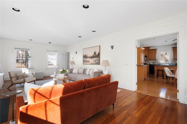 41 Stadium Road, Providence, RI 02906