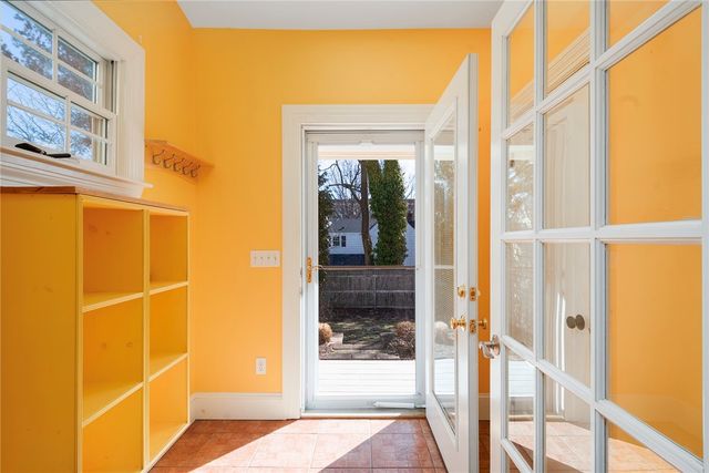 41 Stadium Road, Providence, RI 02906