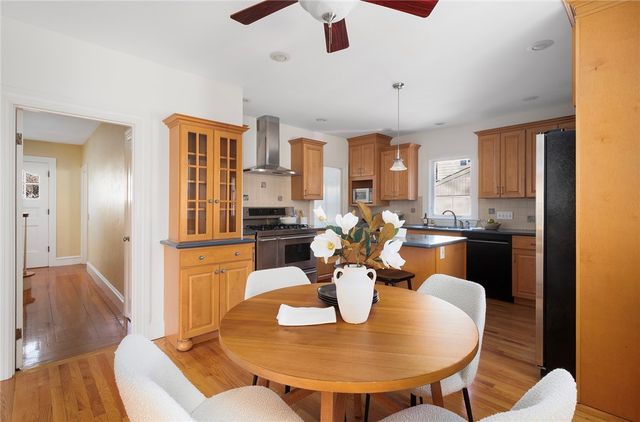 41 Stadium Road, Providence, RI 02906