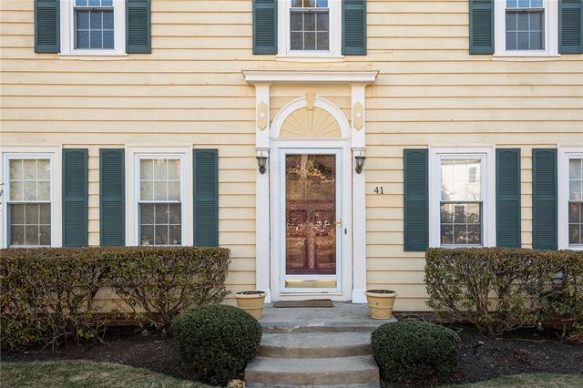 41 Stadium Road, Providence, RI 02906