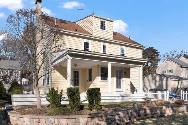 41 Stadium Road, Providence, RI 02906