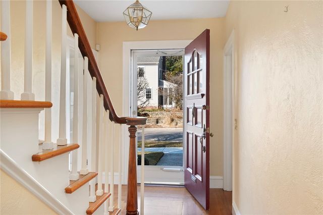 41 Stadium Road, Providence, RI 02906