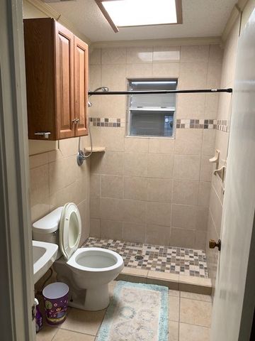 1457 14th St, Corpus Christi, TX 78404