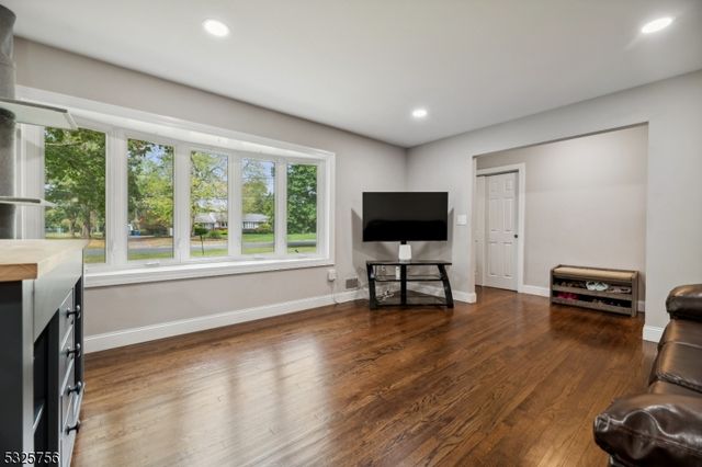 102 Jamestown Rd, Montgomery Twp., NJ 08502